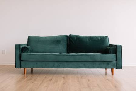 6 Things to Consider to Choose the Perfect Two-Seater Sofa for Small Spaces