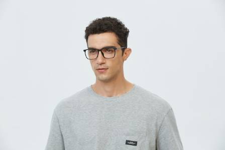 A Comprehensive Guide to Selecting the Ideal Men's Sweater
