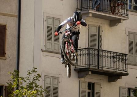The 4 Best Cycling Stunts